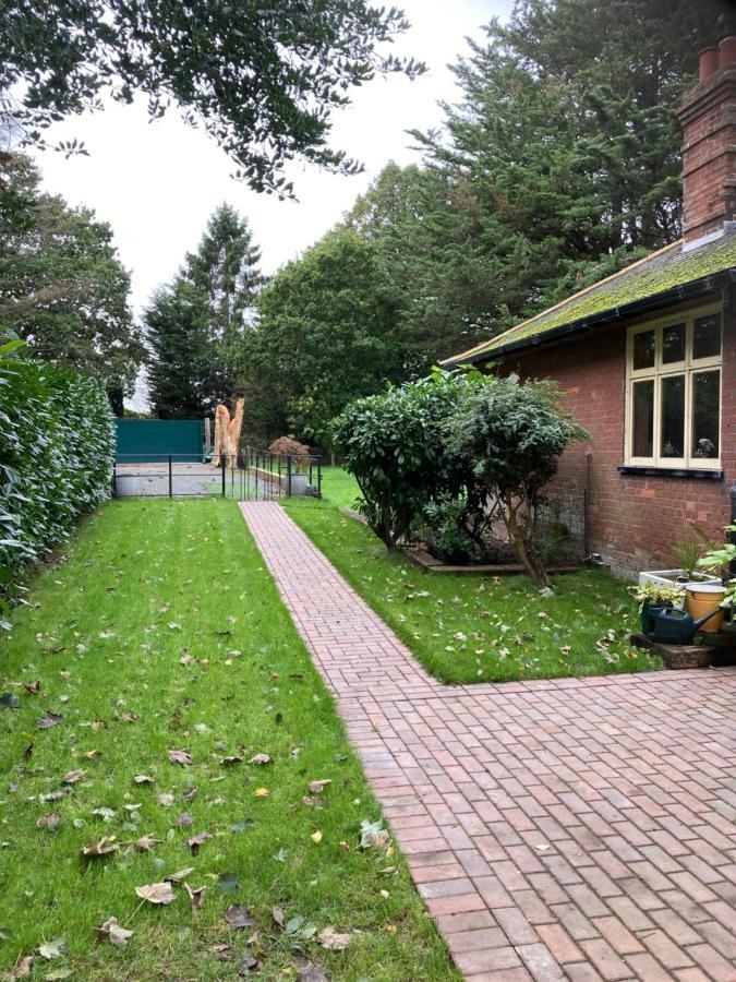 Woodland Retreat, Market Lane, Blundeston, Lowestoft Exterior foto